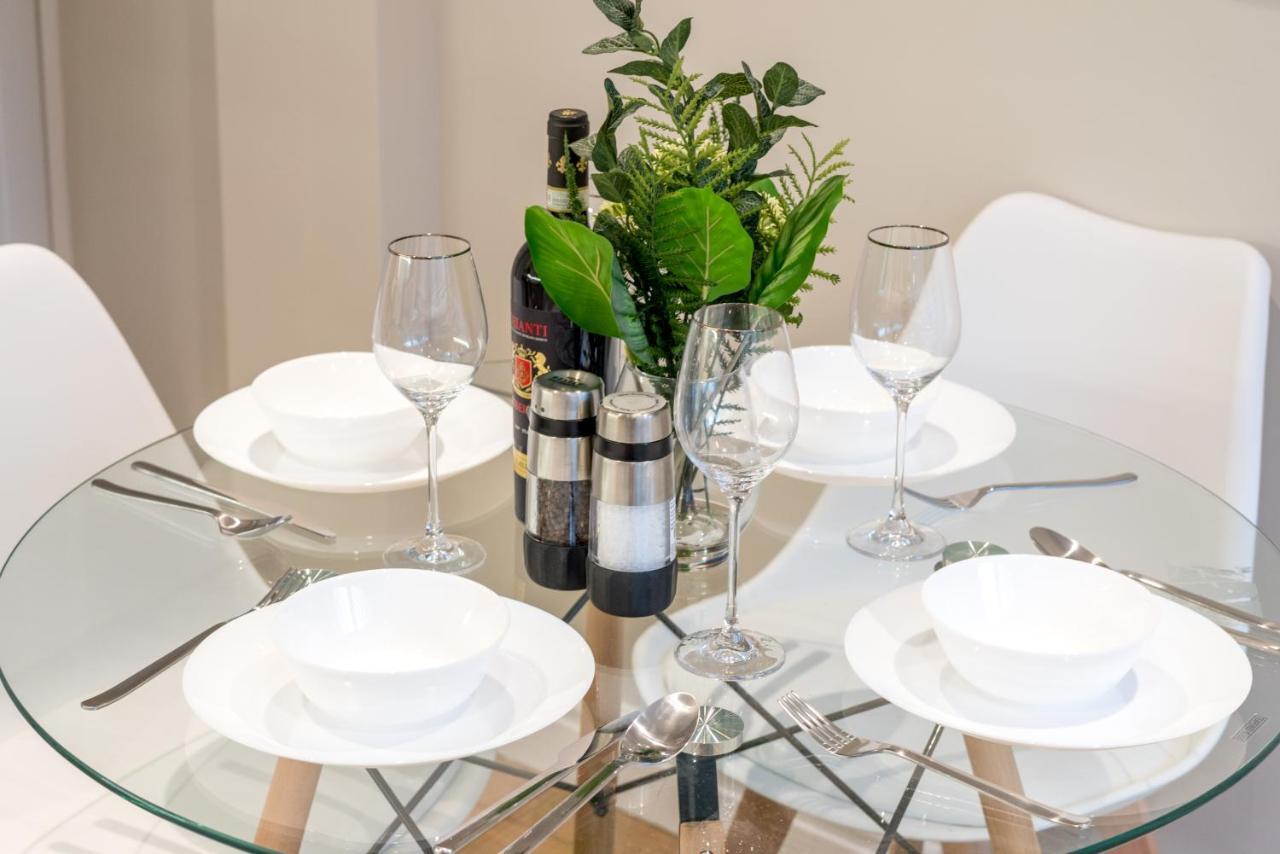 Westfield Apartment 2 Bedroom Near Notting Hill لندن المظهر الخارجي الصورة